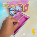 Vista lateral da caixa janela Hello Kitty com design infantil encantador