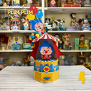 Caixa Plim Plim personalizada com tema colorido e design alegre em papelaria criativa