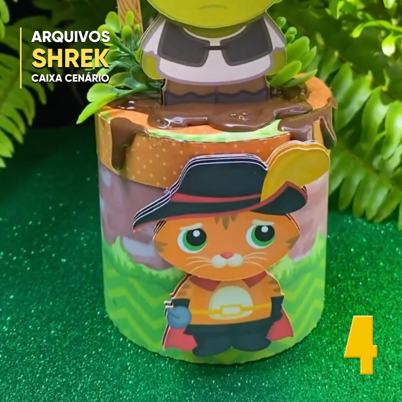 Detalhe frontal da caixa Shrek com recortes coloridos e acabamento artesanal