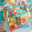 Vista lateral de los proyectos de Alicia en el País de las Maravillas con acabado artesanal y estilo encantador