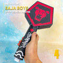 Detalhe frontal do Microfone Saja Boys Guerreiras do K-Pop mostrando recortes precisos e acabamento brilhante