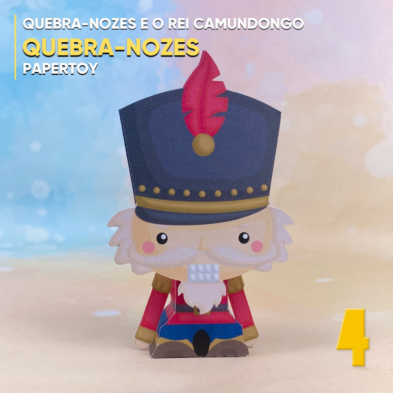Papertoy Quebra-Nozes com design natalino inspirado no clássico conto de Natal e detalhes dourados