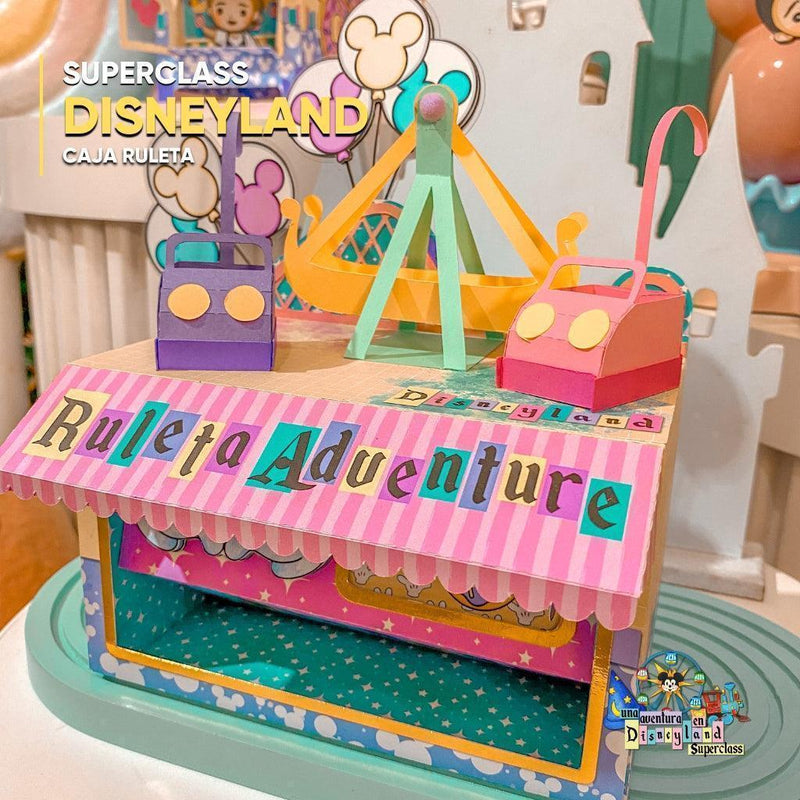 Detalhe dos elementos decorativos da SuperClass Uma Aventura Disneyland com castelo, balões e estrelas mágicas